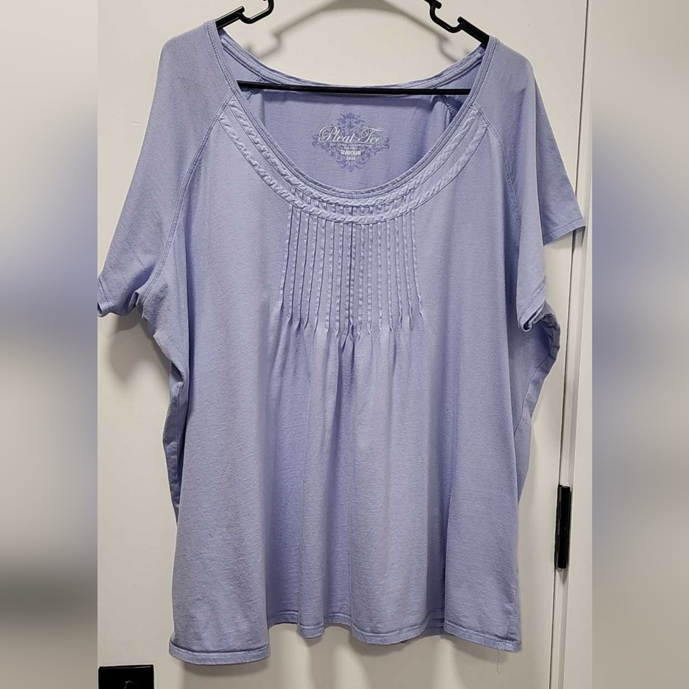 Avenue Light Blue Short Sleeve Tee Size - 26/28
